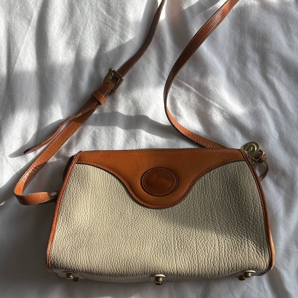 Vintage Dooney & Bourke Tan and Cream Crossbody Bag, great condition!